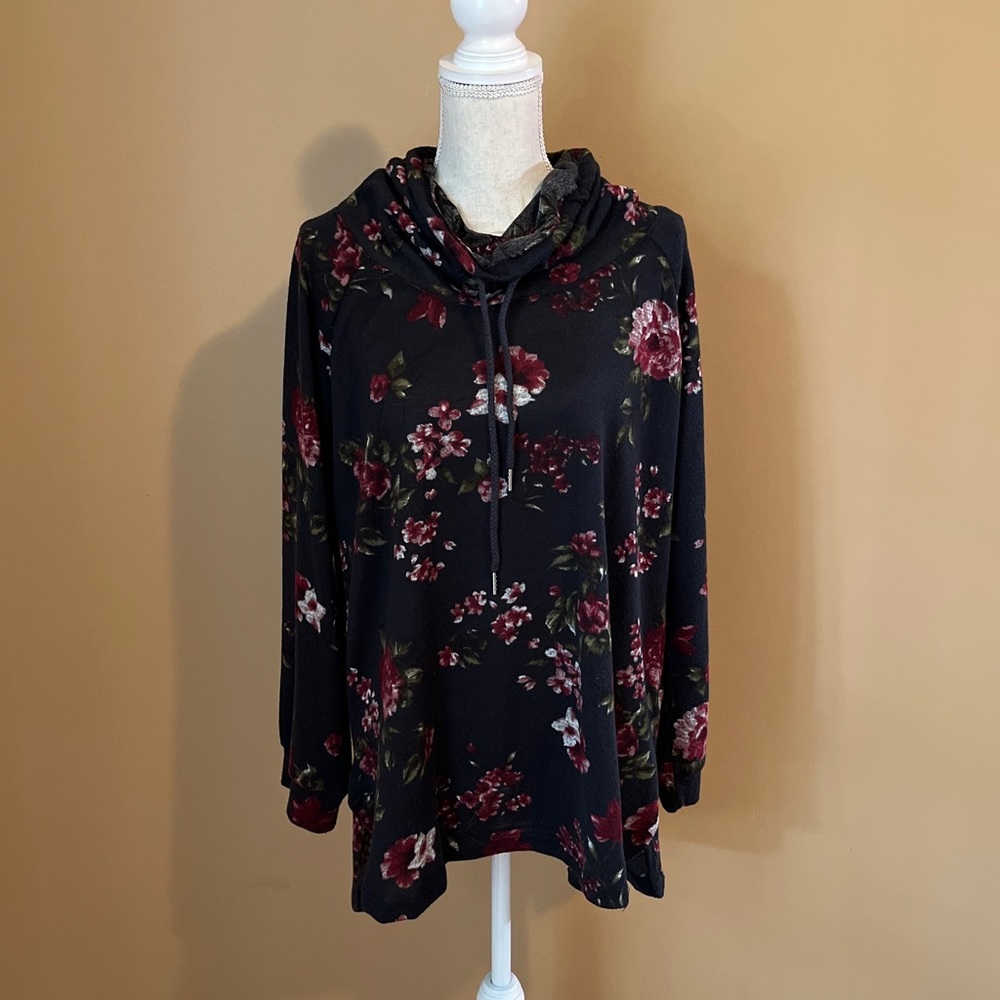 New York Laundry XL Black Floral Cowl Neck Sweater